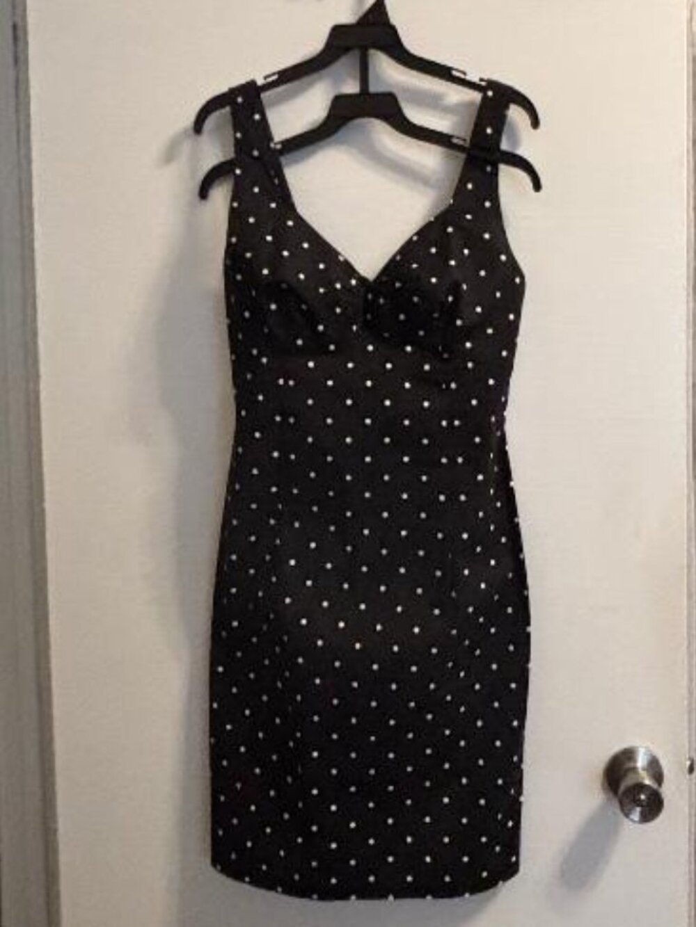 Guess BLACK AND WHITE Polka Dot Dress Sweatheart Neck SZ 6 NWOT